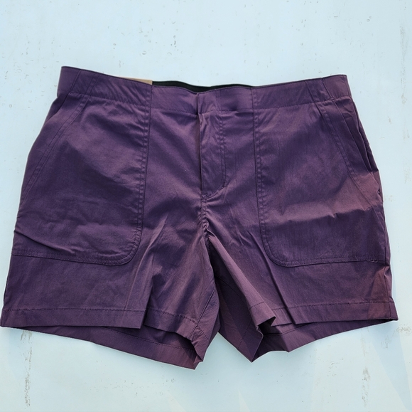 NEW Eddie Bauer Women's Size 14 Purple Casual Hiker Shorts Comfort Elastic Waist - Picture 1 of 10